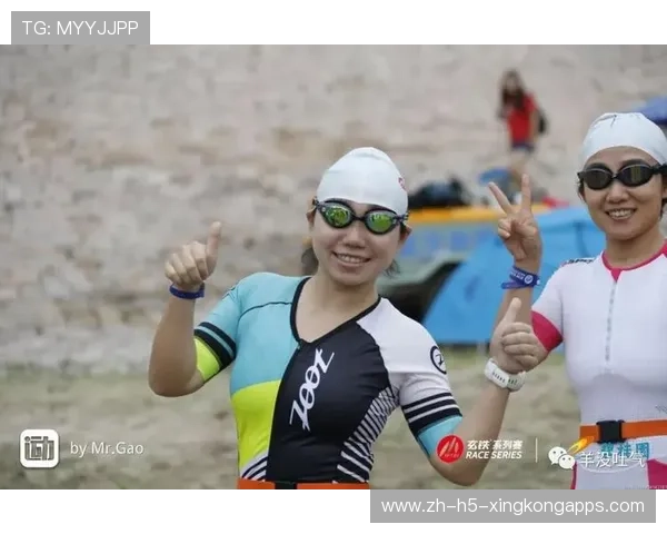 世界游泳冠军泳帽破裂仍拿金牌，网友：谁挡也挡不住